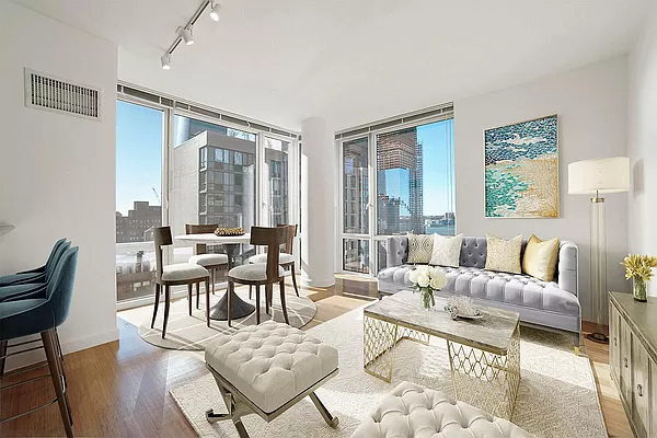 West 39th Street - Photo 0