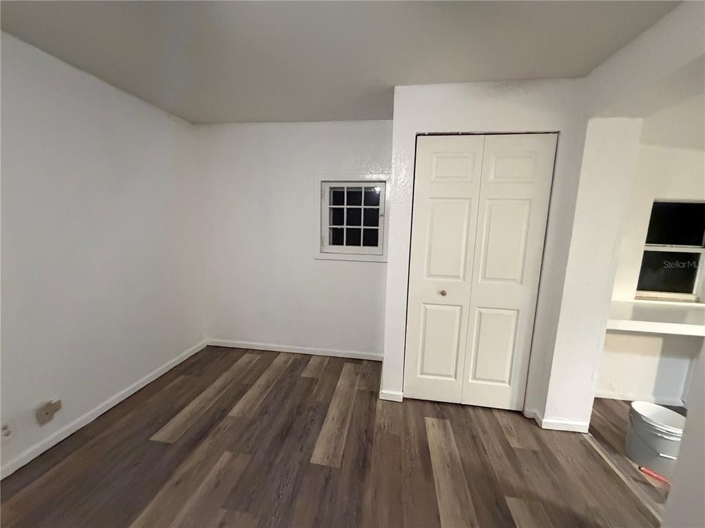 410 W Howry Avenue - Photo 2