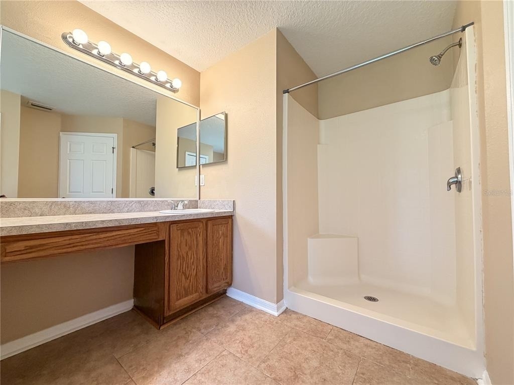 63 Richmond Dr. - Photo 12