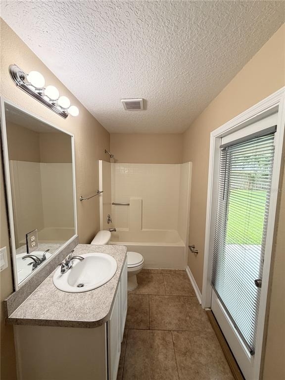 63 Richmond Dr. - Photo 19