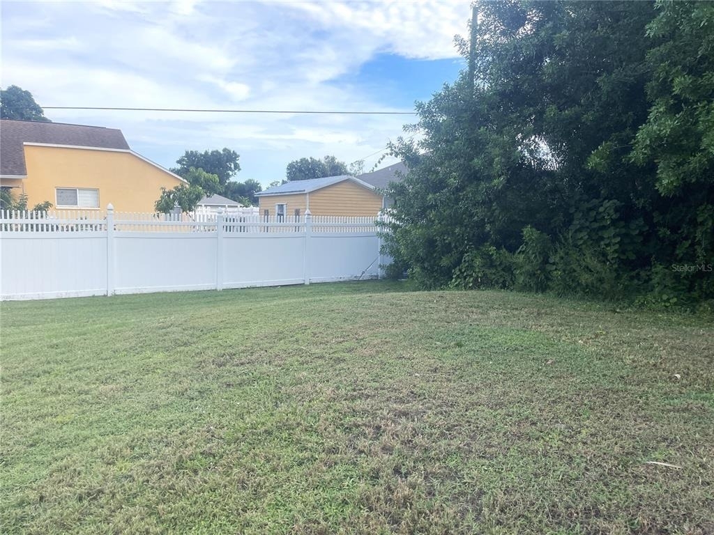 1003 Tropical Avenue - Photo 35