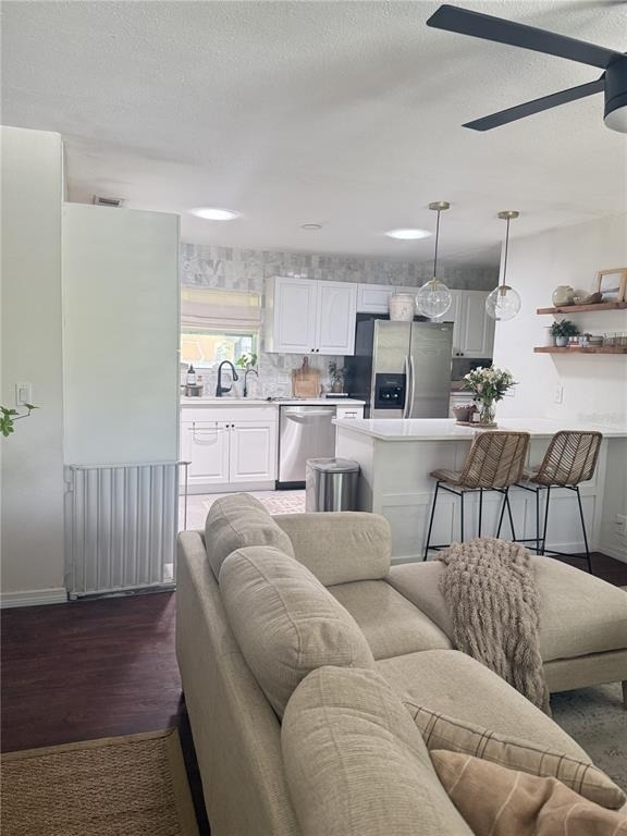 1003 Tropical Avenue - Photo 11