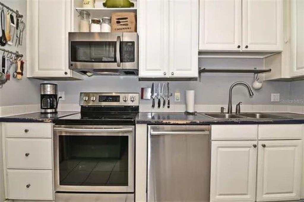 3218 Anderson Place - Photo 8