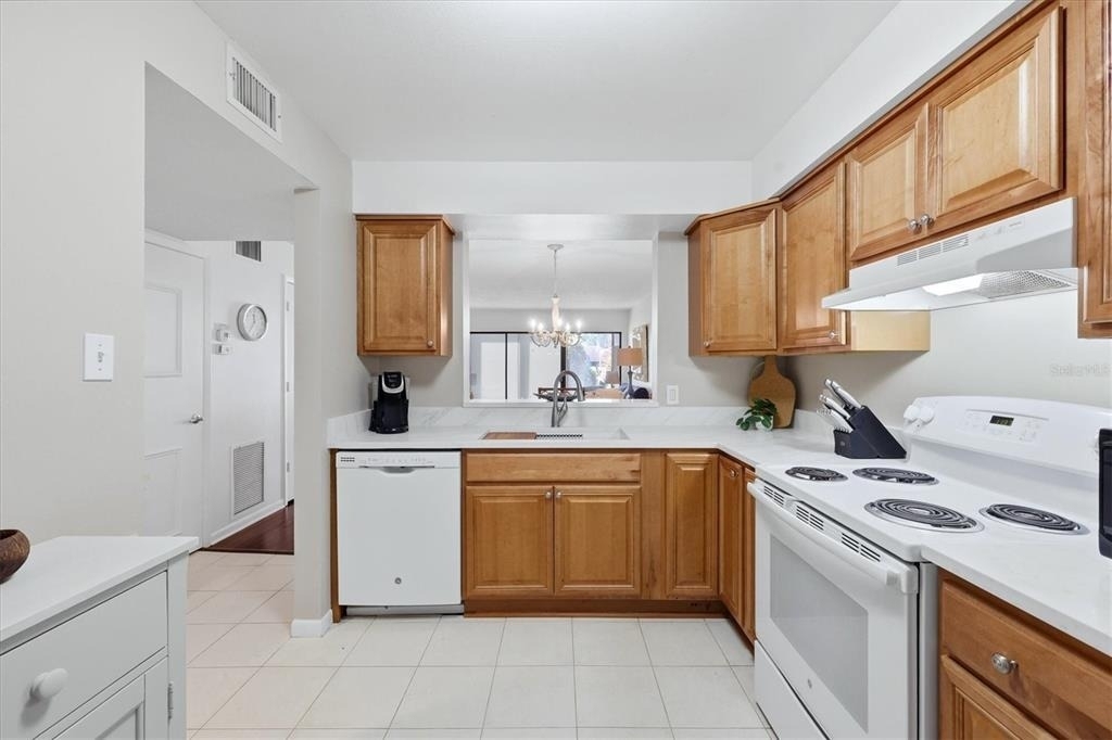 5216 Lake Village Drive - Photo 26