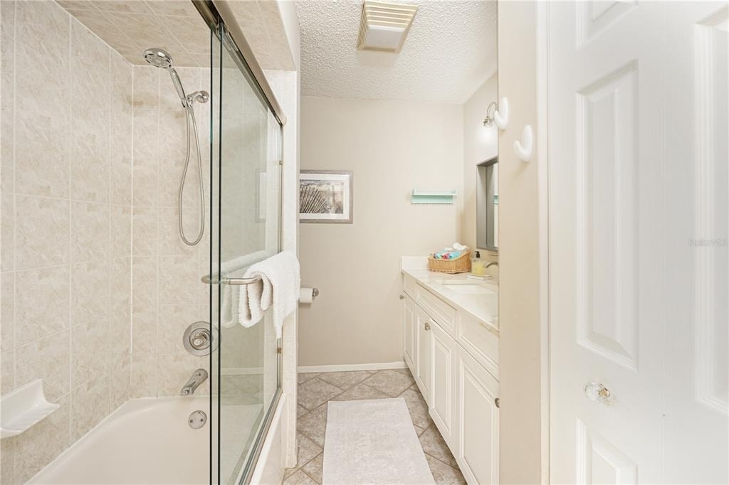 5903 W 43rd St. W. - Photo 8