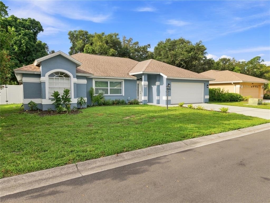 2405 Appaloosa Circle - Photo 0