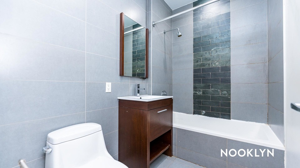 566 Dekalb Ave - Photo 4