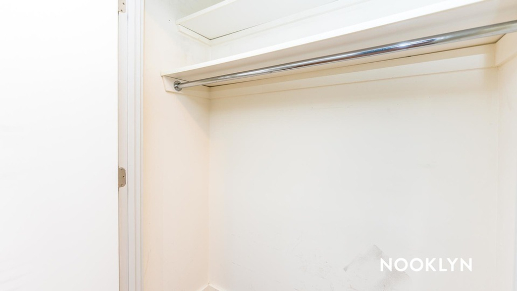 566 Dekalb Ave - Photo 8