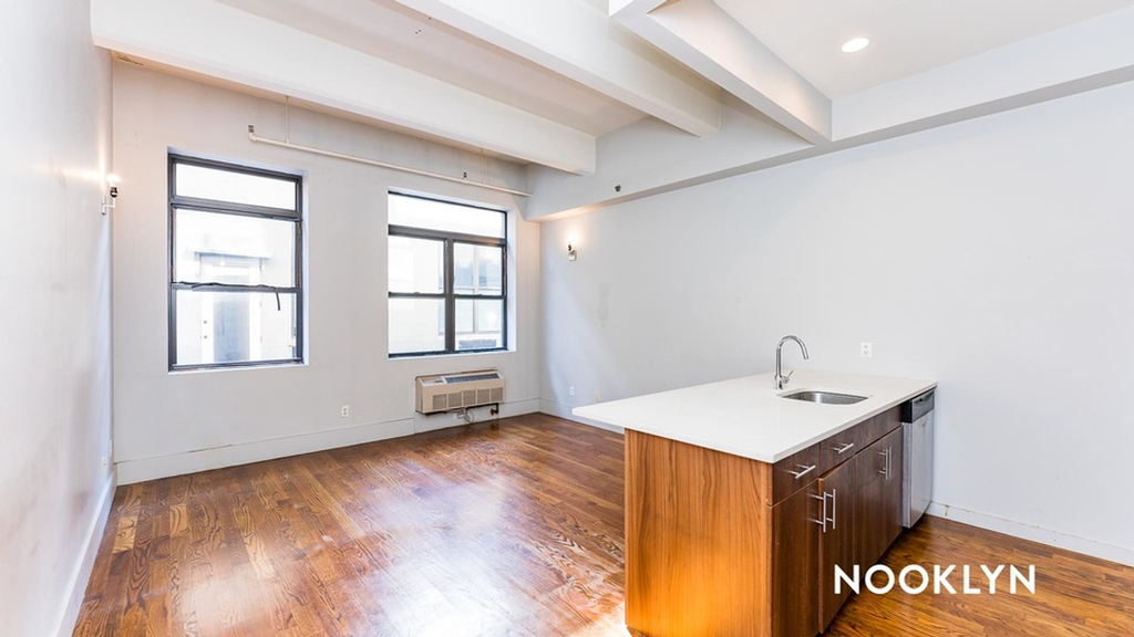 566 Dekalb Ave - Photo 13