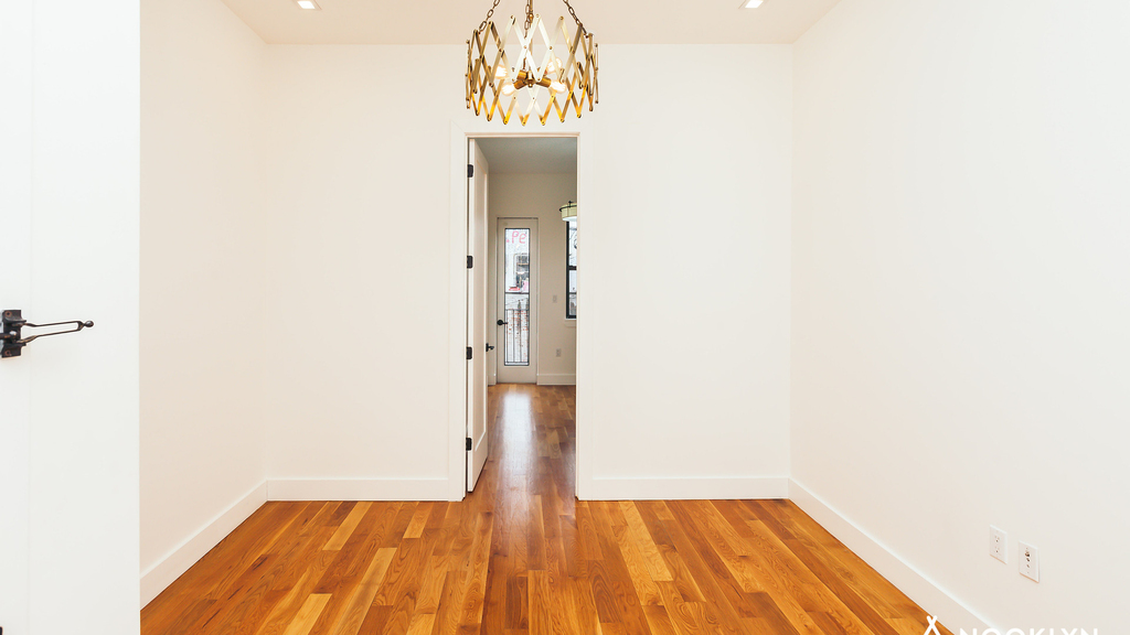 1426 Dekalb Ave - Photo 10
