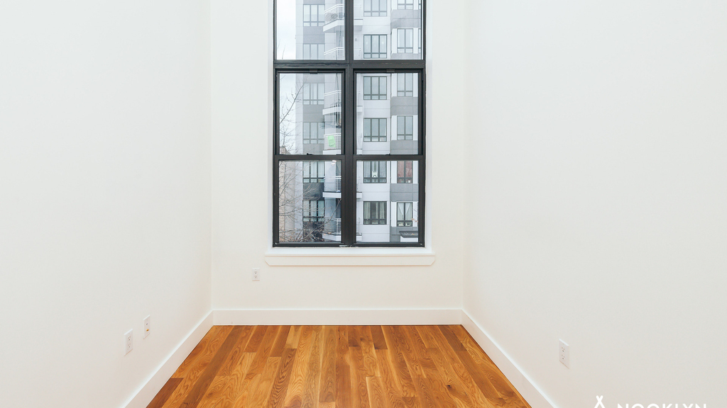 1426 Dekalb Ave - Photo 3