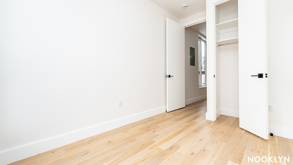 96 Moore St - Photo 15