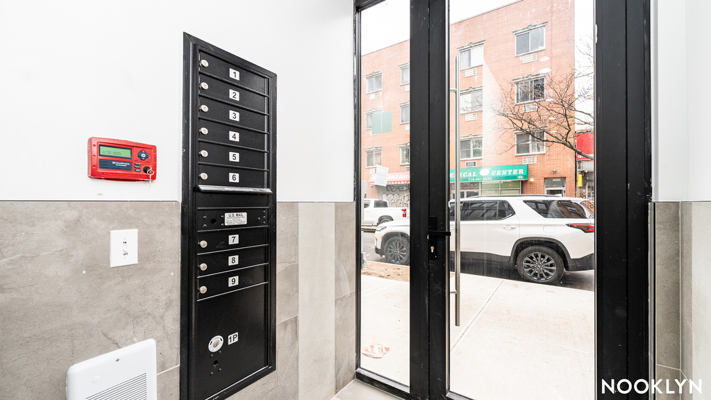 96 Moore St - Photo 11