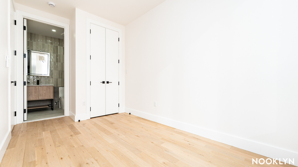 96 Moore St - Photo 5