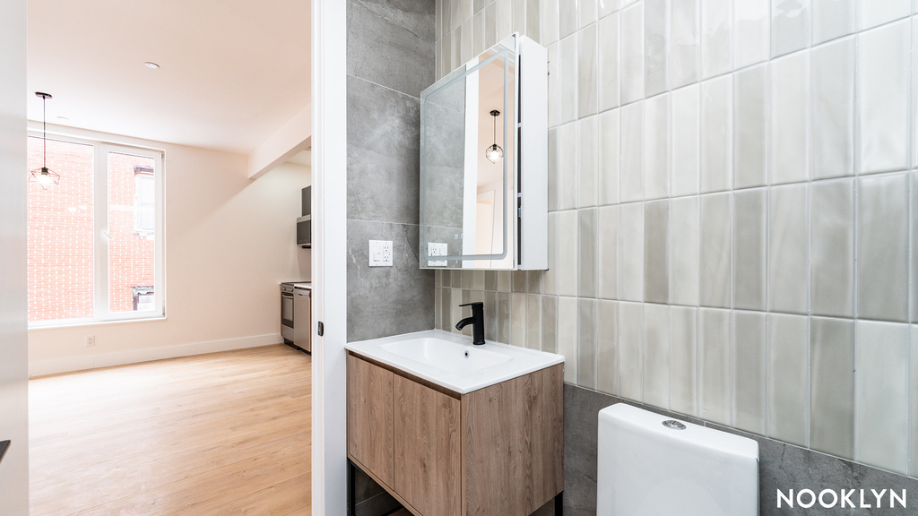 96 Moore St - Photo 14