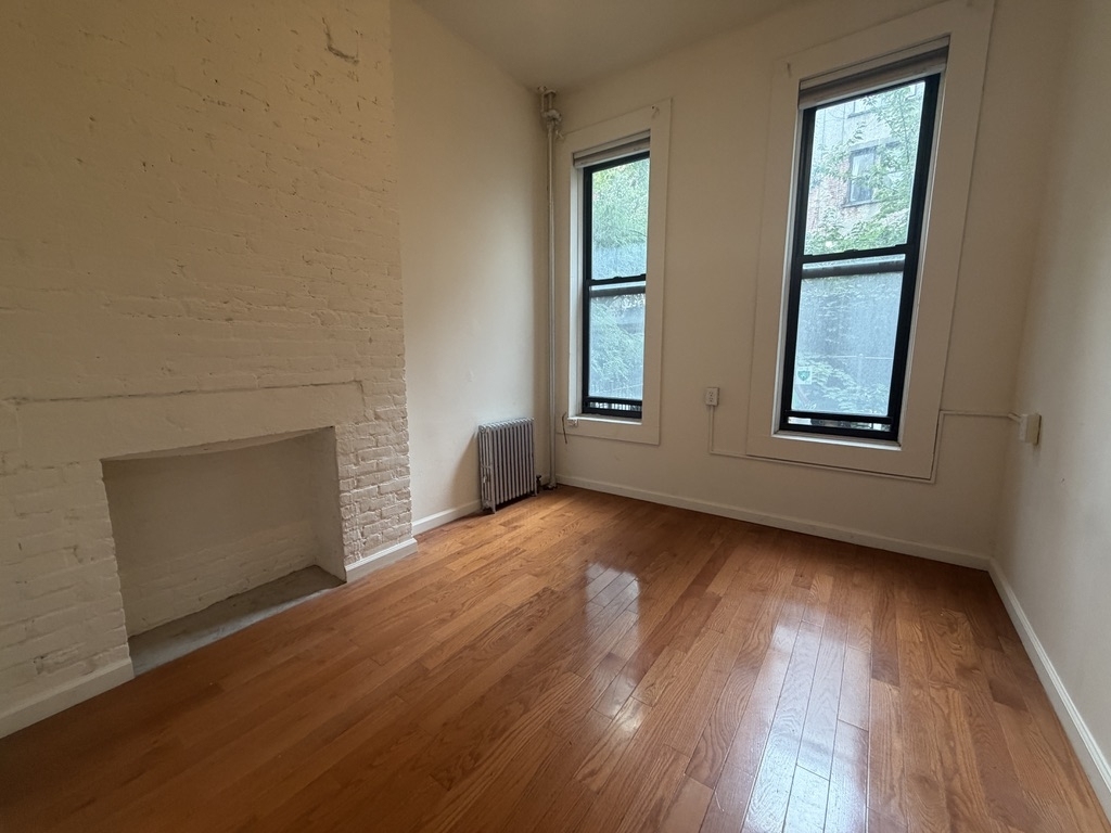 East 9th Street - Photo 1