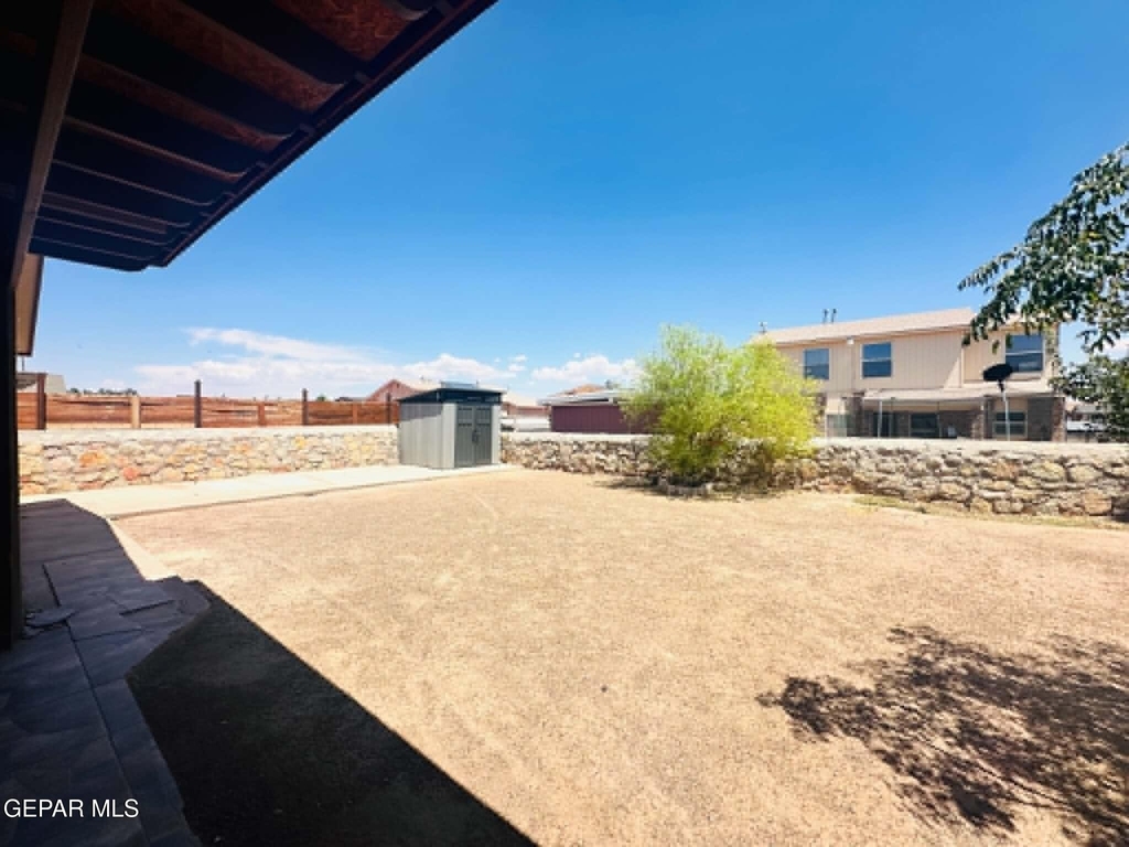 720 Villa Romero Drive - Photo 15