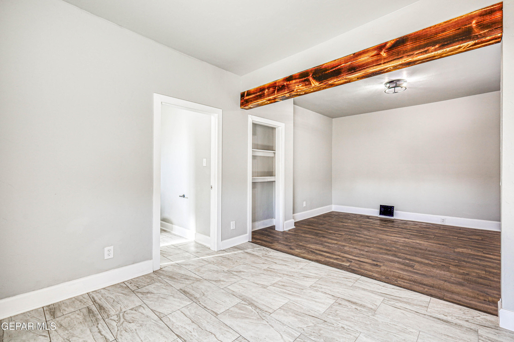 3622 Douglas Avenue - Photo 3