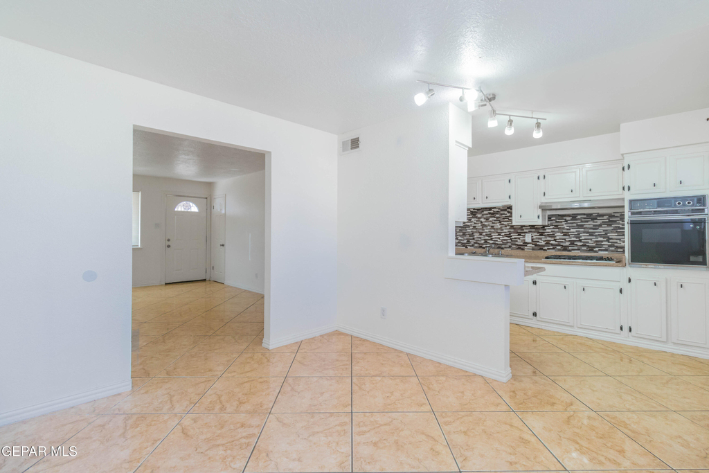 9924 Minuteman Street - Photo 12