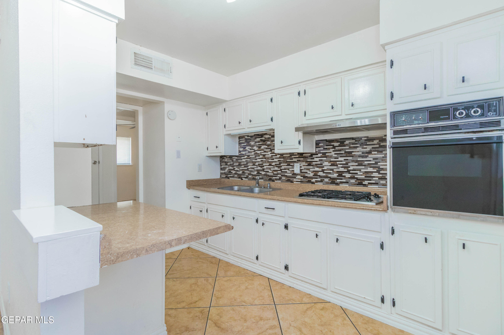 9924 Minuteman Street - Photo 3