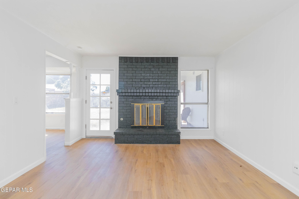 11240 Warcloud Avenue - Photo 3