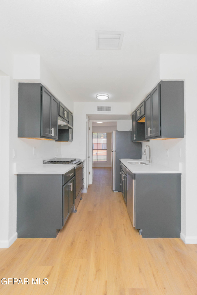 11240 Warcloud Avenue - Photo 17