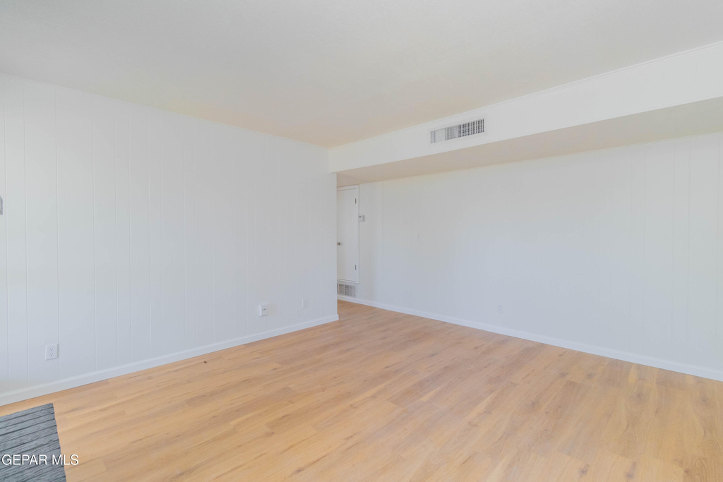 11240 Warcloud Avenue - Photo 22