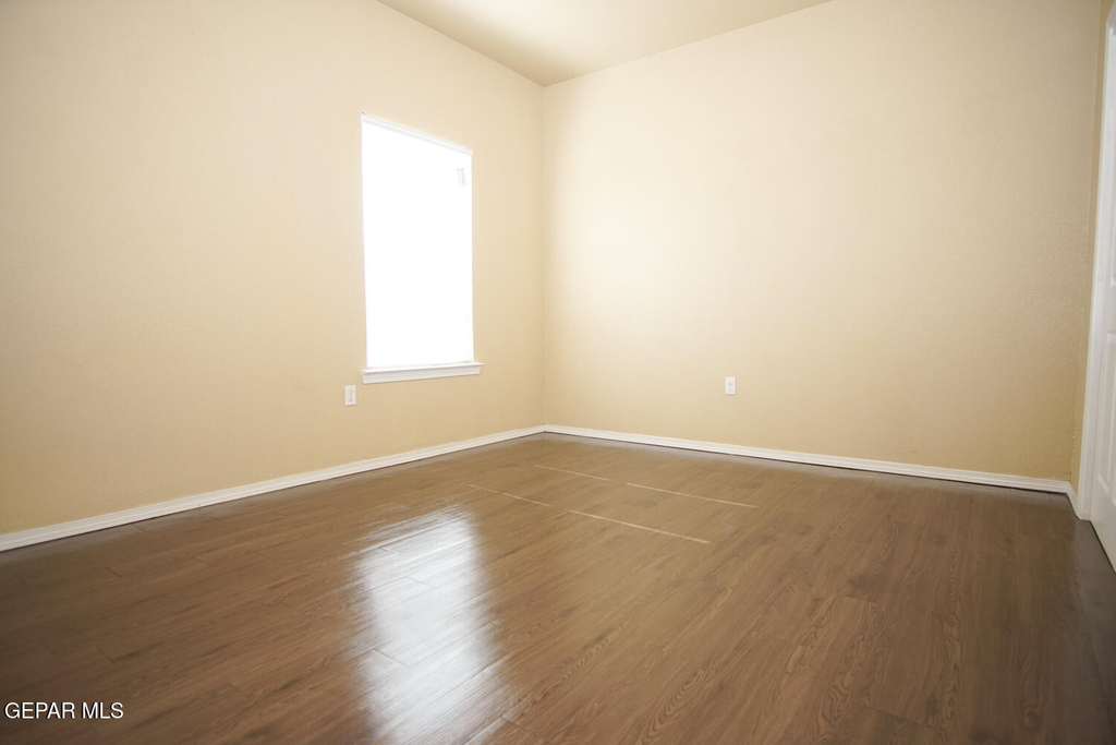 8685 N Loop Drive - Photo 10