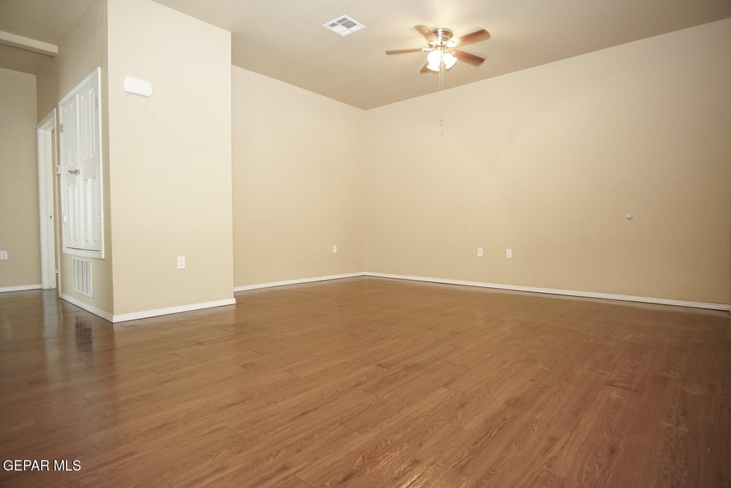 8685 N Loop Drive - Photo 3