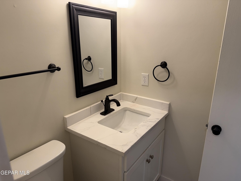 10642 Cuatro Vistas Drive - Photo 17