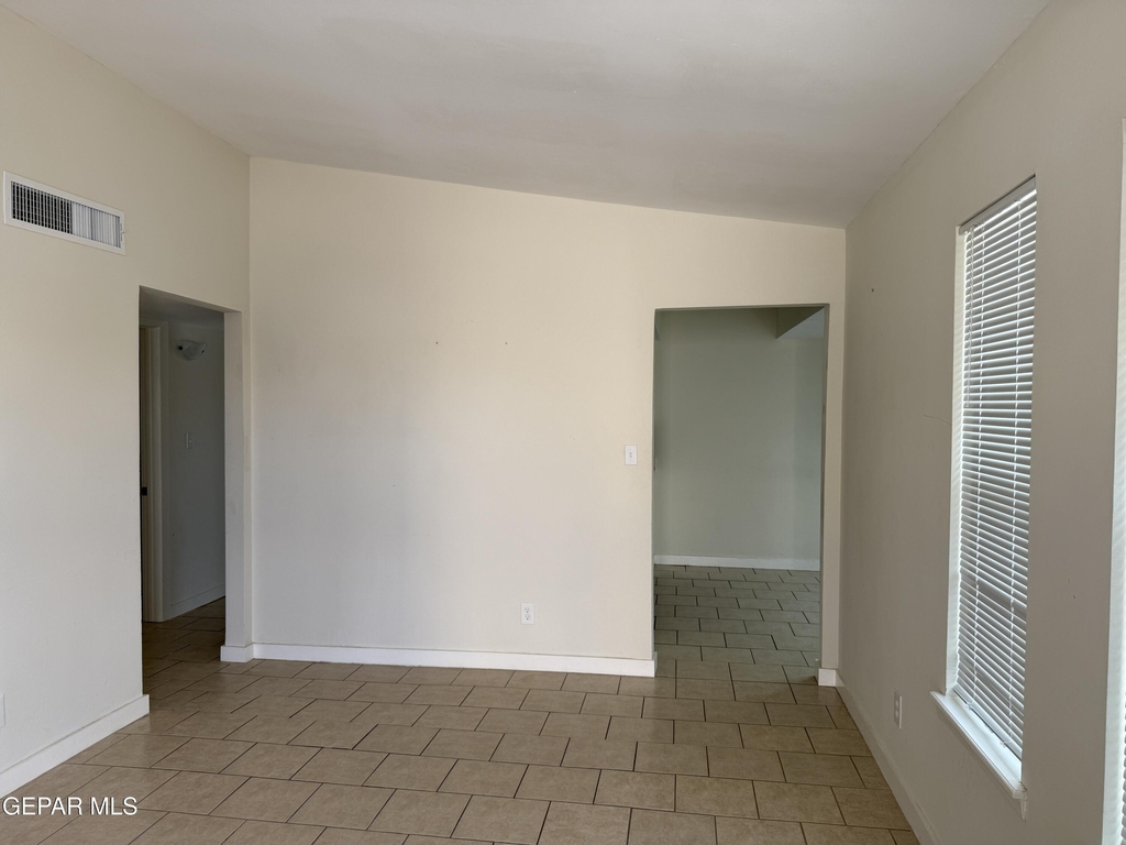 10642 Cuatro Vistas Drive - Photo 6
