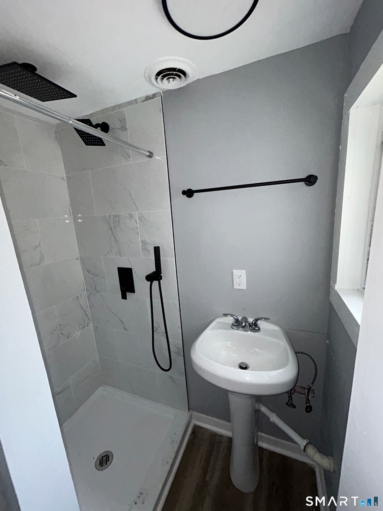 27 Main Street - Photo 11