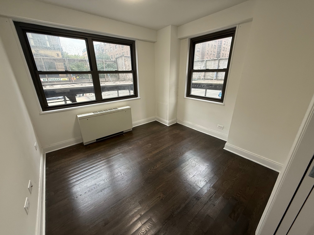 145 East 16th Street - Photo 2