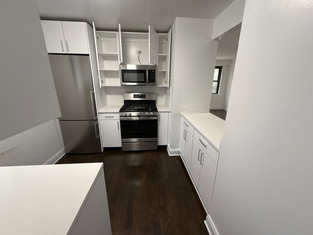 145 East 16th Street - Photo 3