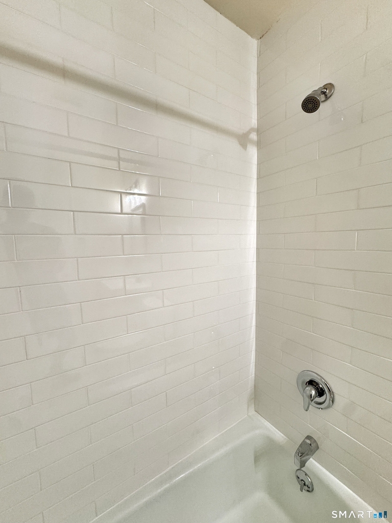 24 Ferris Avenue - Photo 9