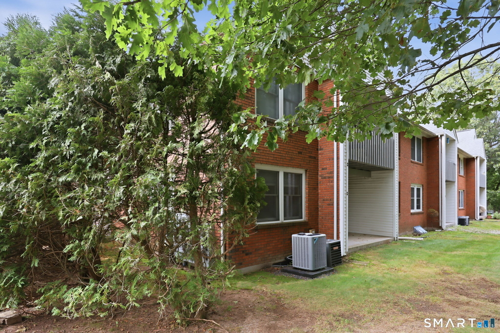 1 Concorde Way - Photo 26