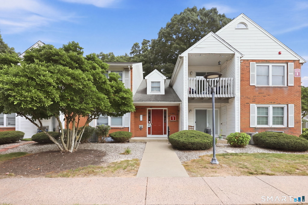 1 Concorde Way - Photo 24