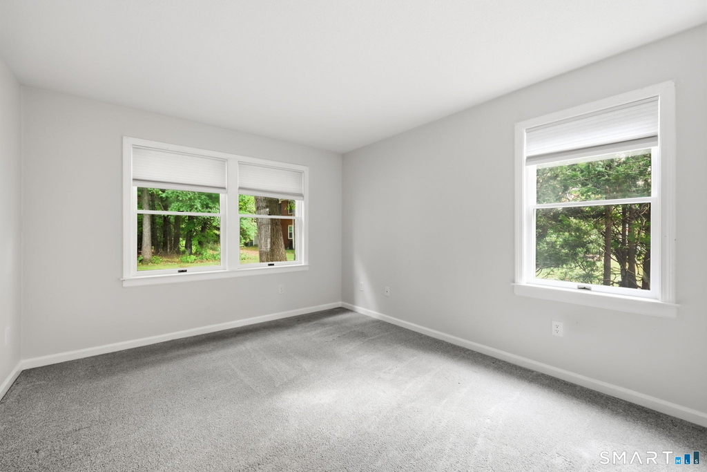 1 Concorde Way - Photo 18