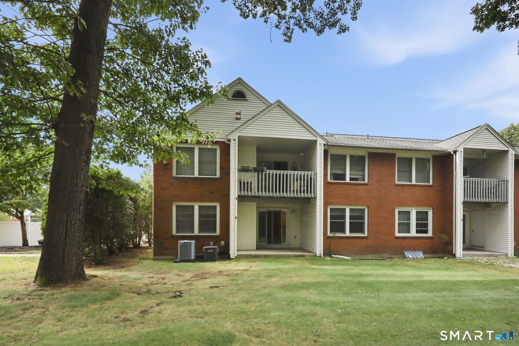 1 Concorde Way - Photo 27