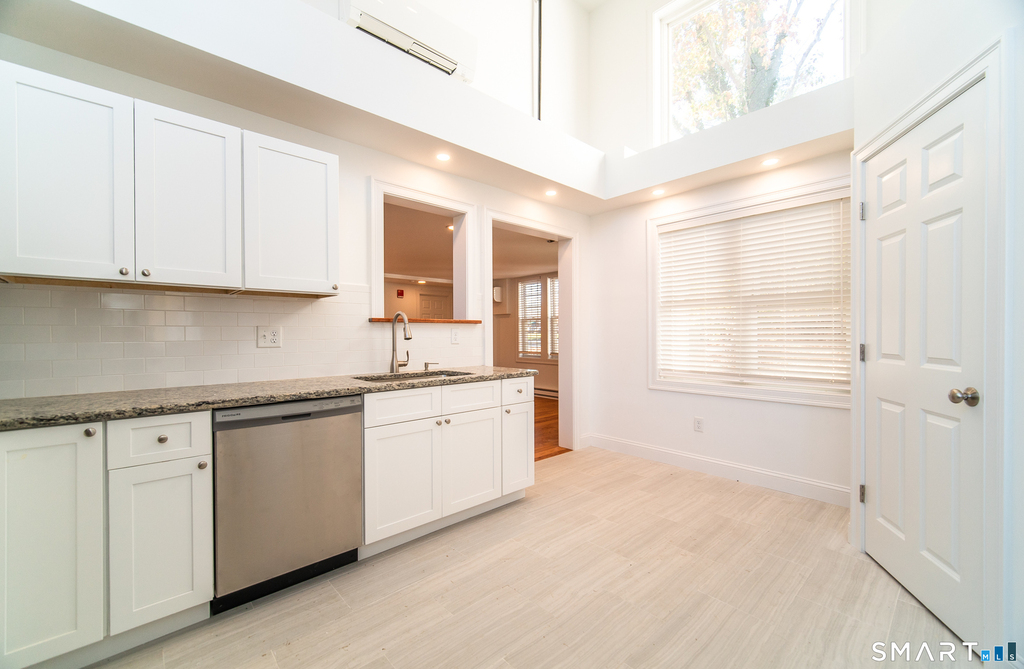 1154 Poquonnock Road - Photo 3