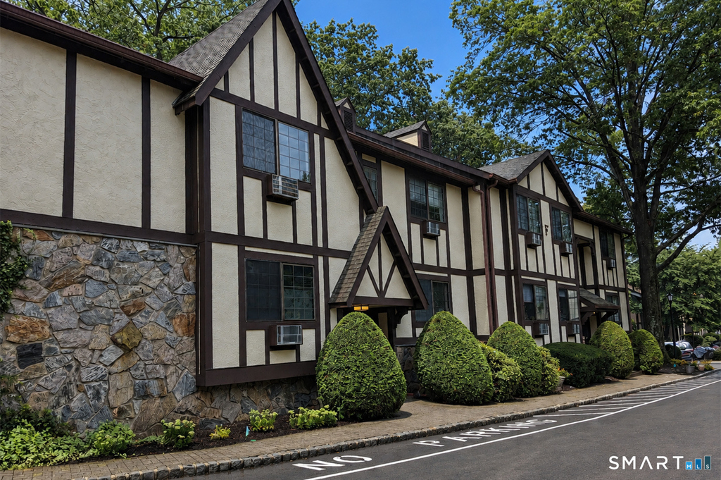 50 Aiken Street - Photo 0