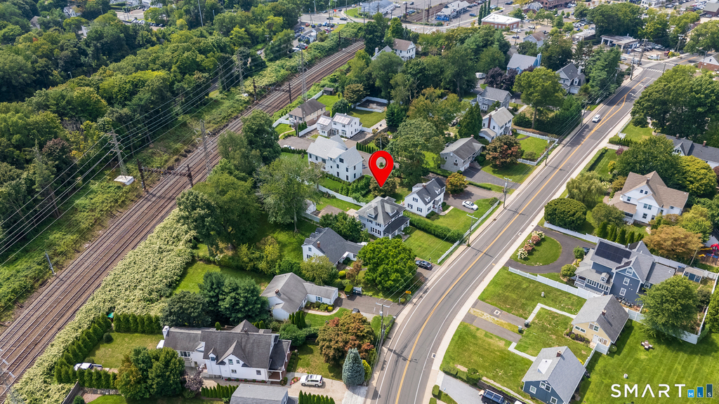 223 West Avenue - Photo 30