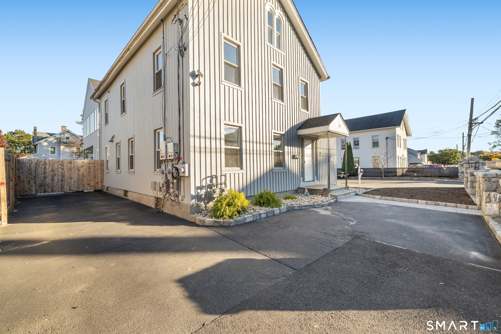 14 Plymouth Avenue - Photo 1
