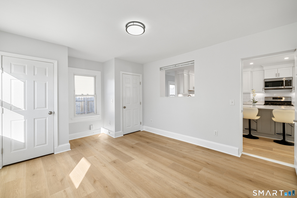 14 Plymouth Avenue - Photo 16
