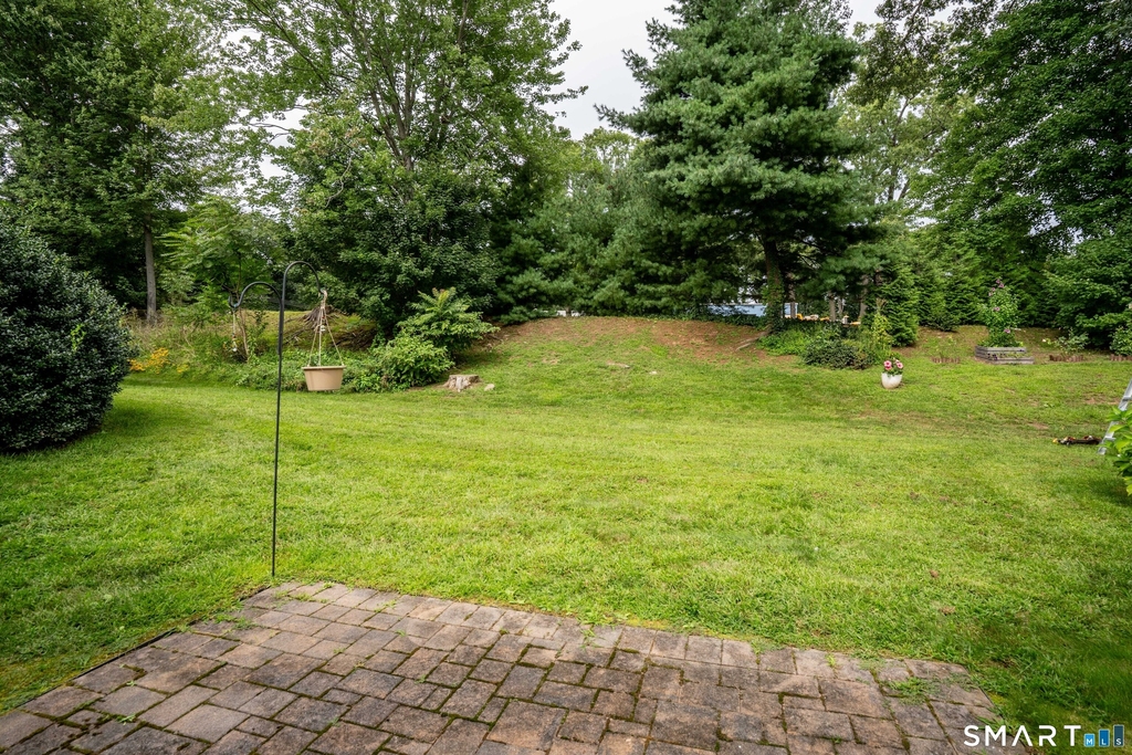 302 Briarwood Court - Photo 22