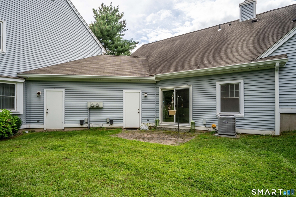 302 Briarwood Court - Photo 20