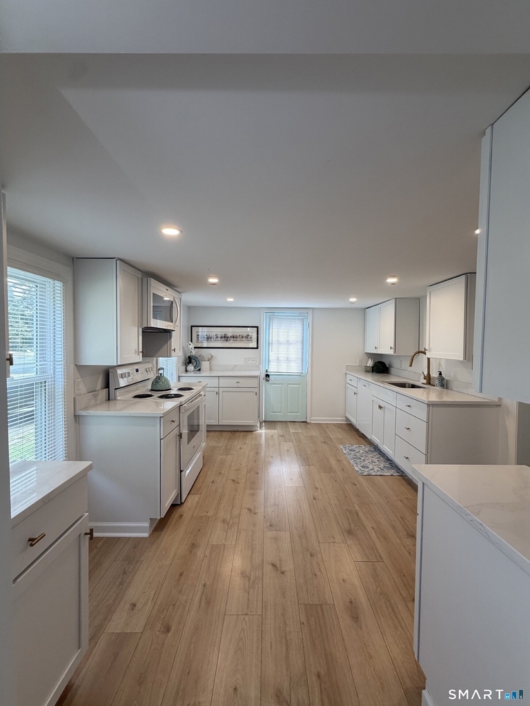70 Cottage Road - Photo 4