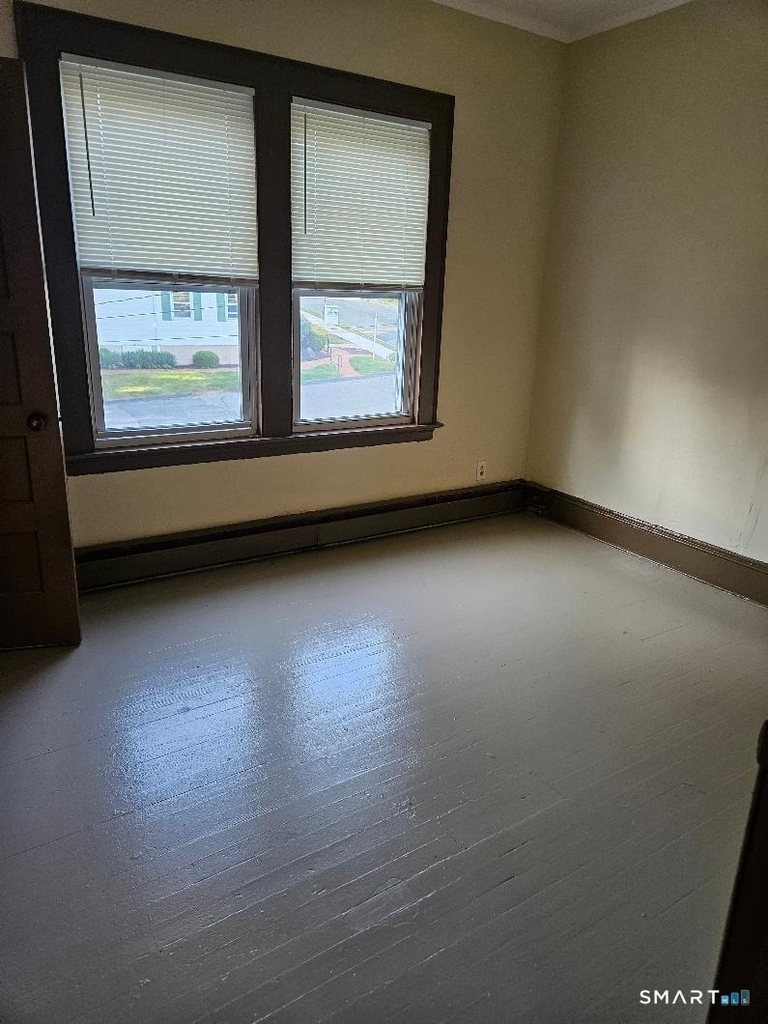 375 Main Street - Photo 5