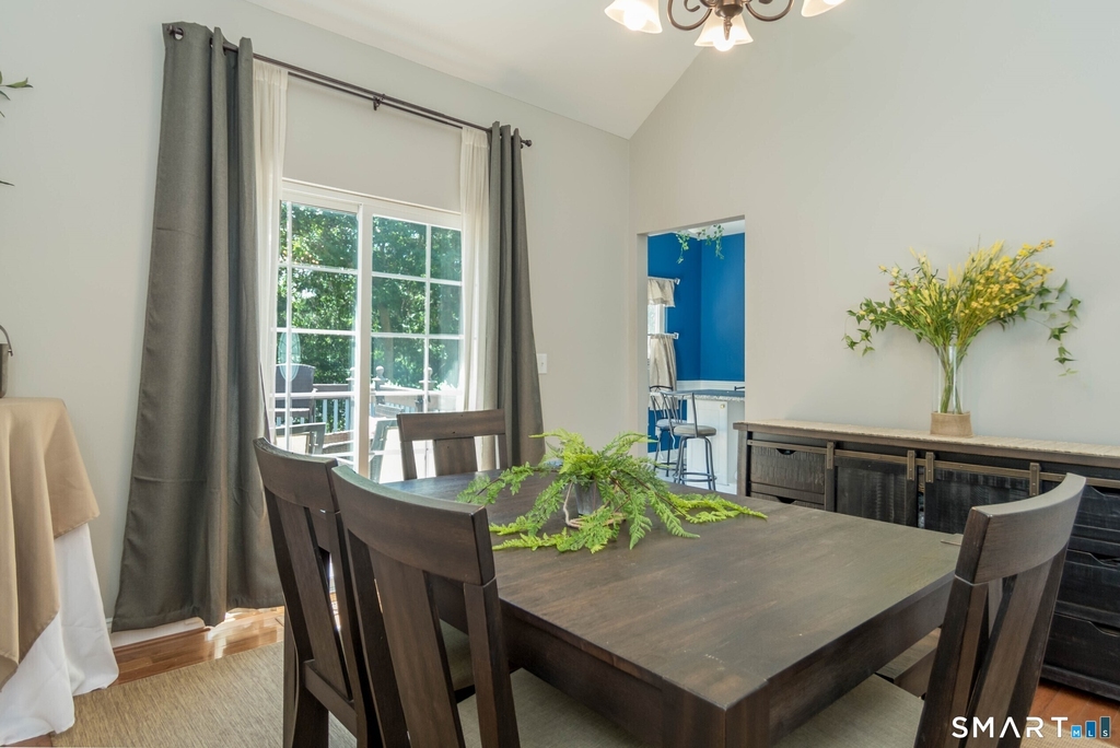 30 Hickory Hill - Photo 5