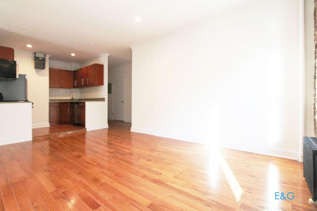 1 Bennett Avenue - Photo 5